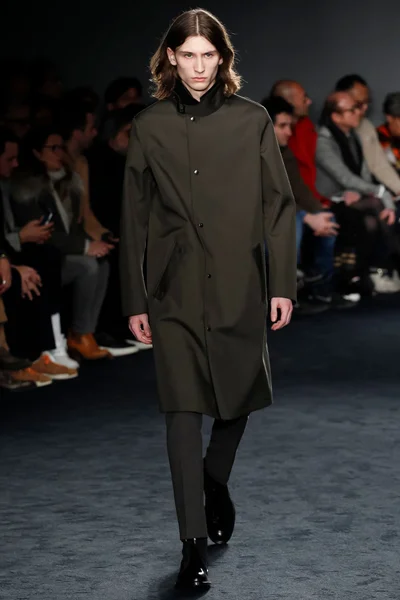 Look 23